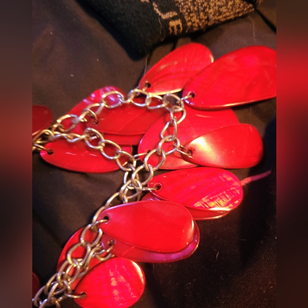 Vibrant Red Teardrop Necklace